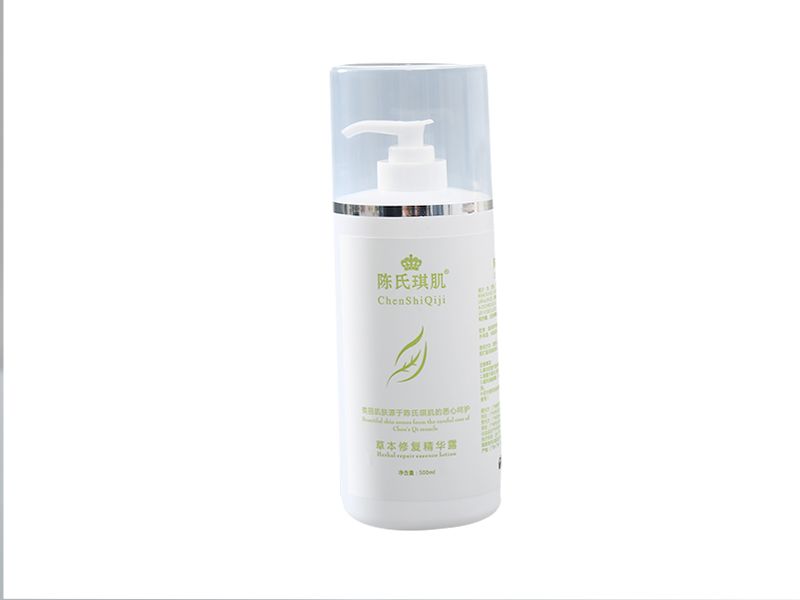 補水--草本修復(fù)精華露